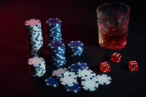Abrir Conhaque Poker