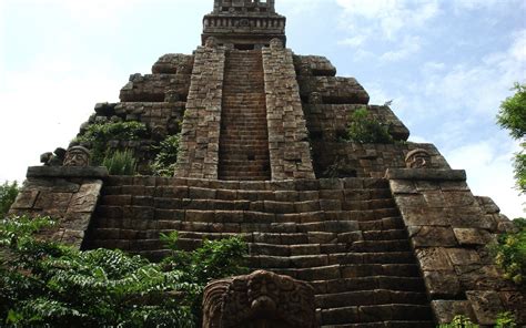 Aztec Temple Betway