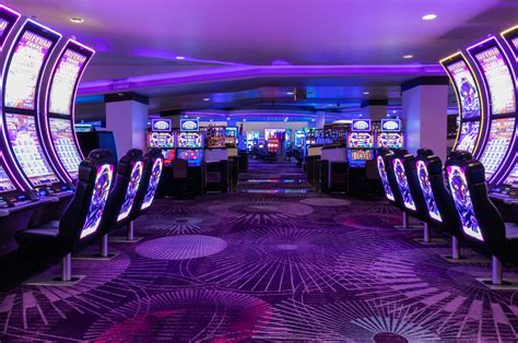 Casino 2024 Purple Lounge