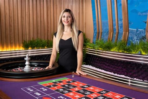 Casino Oferece Mulher Jantar