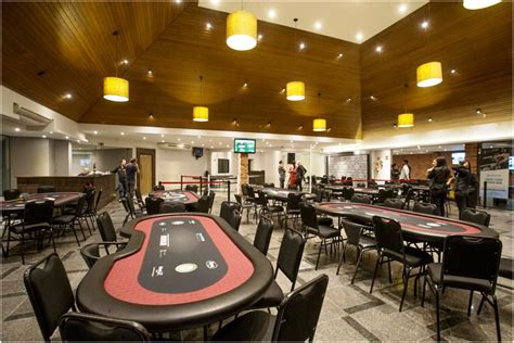 Colchester Clube De Poker