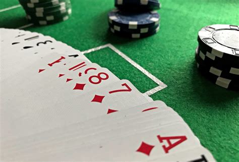 Como Funcionam Os Torneios De Poker On Line