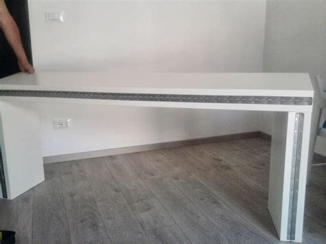 Console Roletas Malm