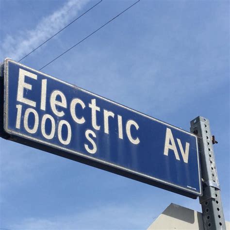 Electric Avenue Betsul