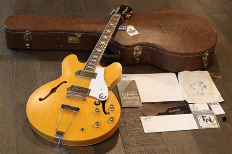 Epiphone John Lennon Revolucao Casino Revisao