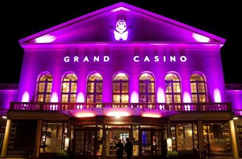 Espetaculo Au Casino Enghien Les Bains