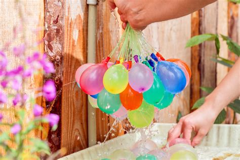 Jogar Water Balloons Com Dinheiro Real