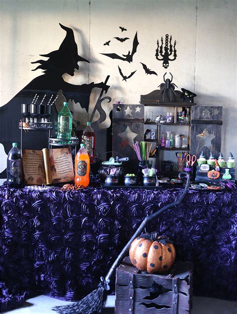 Jogue Halloween Witch Party Online