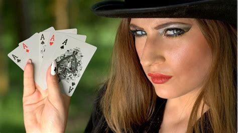 Mujeres Bellas Del Poker