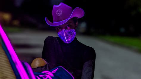 Neon Cowboy Bet365