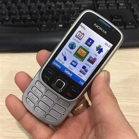 Nokia 6303i Poker