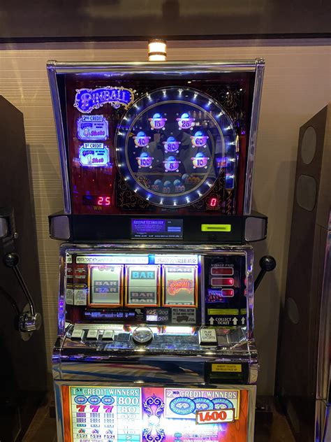 Pinball Slots Casino