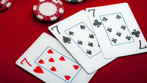 Poker Brelan Completo