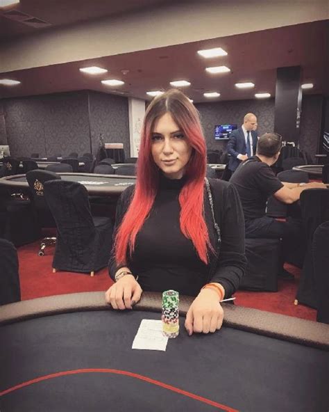 Poker Oyuncusu Sara