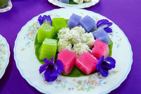 Royal Thai Dessert Brabet