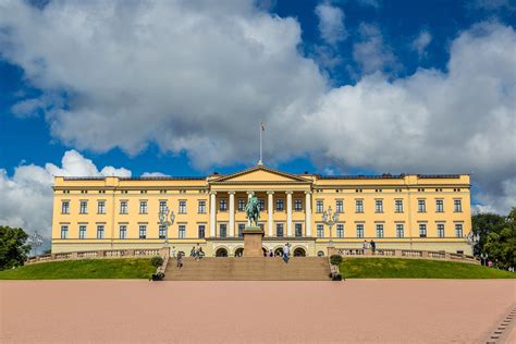 Slottet Oslo Adresse