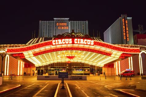 Vegas Vegas Review 2024