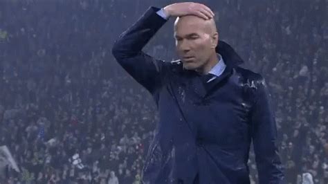 Zidane Roleta Gif